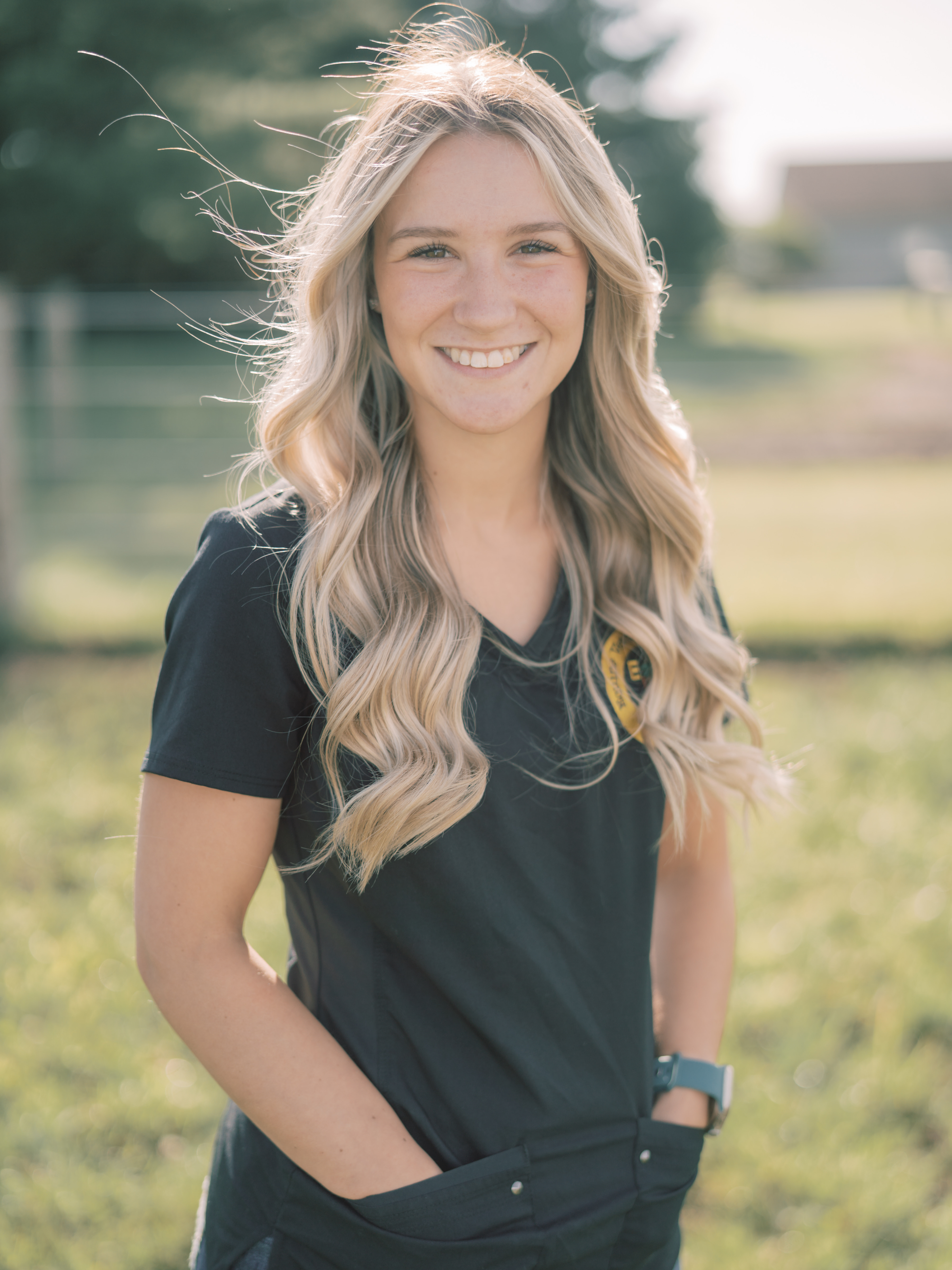 Julie Ely, Veterinary Assistant, Manager